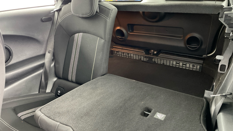 MINI Hatchback 2.0 Cooper S Sport II 3dr Petrol Hatchback